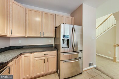 2536 Running Wolf Trail, Odenton, MD 21113 - photo 7