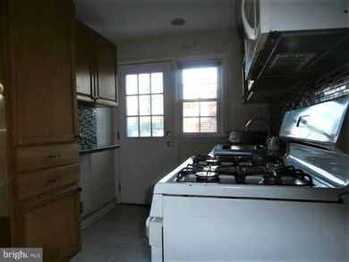 6507 Belle Vista Ave, Baltimore, MD 21206 - photo 6