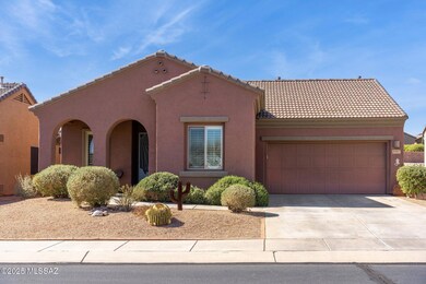 1-web-or-mls-2067-w-demetrie-canyon-dr