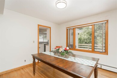 12 Maplewood Ln, Essex Junction, VT 05452 - photo 6