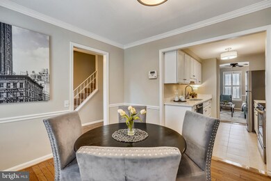 1316 Chetworth Ct, Alexandria, VA 22314 - photo 7