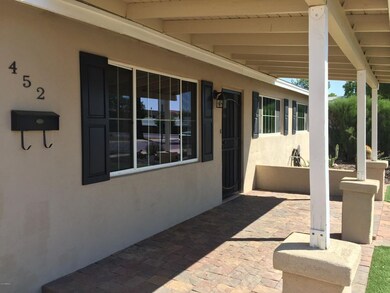 Covered Entry/Patio