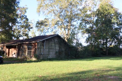 707 Pearl Ave S, Douglas, GA 31533 - photo 2