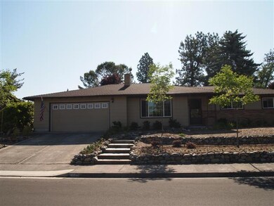 1326 Bonita Ave, Medford, OR 97504 - photo 3