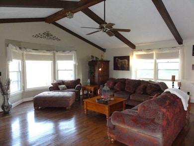 1314 Tommy Dodson Hwy, Cookeville, TN 38506 - photo 7