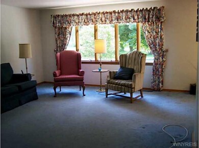 1403 Forbes St, North Tonawanda, NY 14120 - photo 3