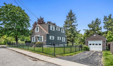 99 Maple Ave, Claremont, NH 03743 - photo 3