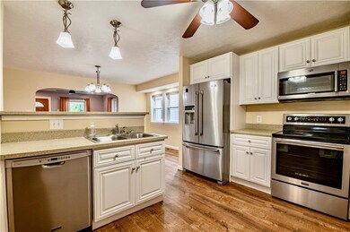 82 S 9th Ave, Beech Grove, IN 46107 - photo 4