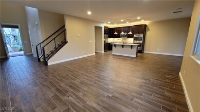 8926 Oreana Peak Ct, Las Vegas, NV 89148 - photo 5