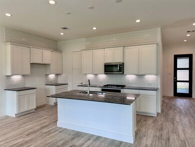 14122 Primrose Ridge Ln, Shenandoah, TX 77384 - photo 3