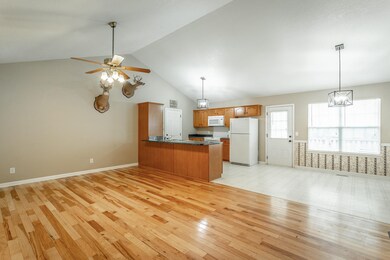 330 Windsong Dr, La Fayette, GA 30728 - photo 5