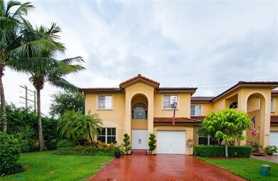 261 W Forest Oak Cir, Davie, FL 33325 - photo 3