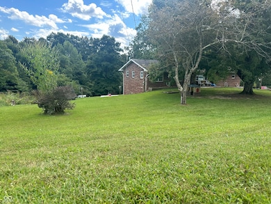 1357 S Haslers Rd, Bloomfield, IN 47424 - photo 2