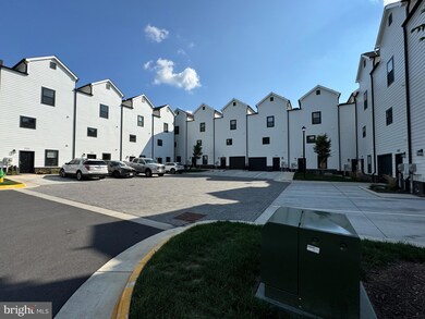 210 E Piccadilly St, Winchester, VA 22601 - photo 3