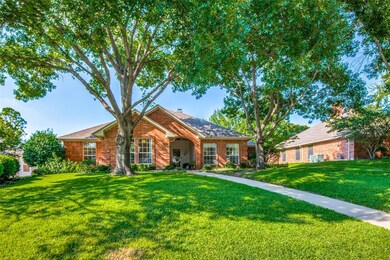 833 Lynhurst Ln, Denton, TX 76205 - photo 2