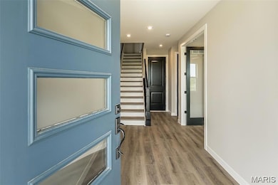 8923 E Gateway Heights unit 94-805, St. Louis, MO 63144 - photo 3