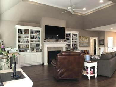 11502 Poolside Place, Louisville, KY 40291 - photo 4