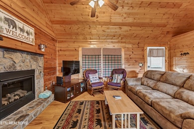 06-1528 Rainbow Ridge Way-6