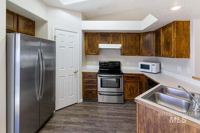 828 W Georgia Ave, Nampa, ID 83686 - photo 5