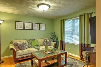Cozy den ideal place for relaxing break