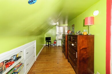 3127 Bobolink Rd-8