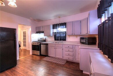 864 Beaver Ave, Midland, PA 15059 - photo 3