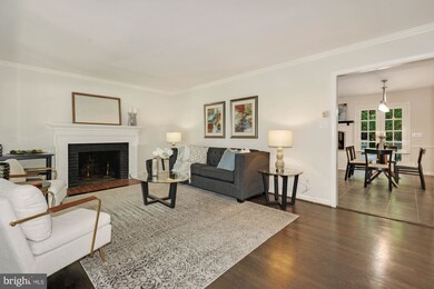 2401 Claremont Dr, Falls Church, VA 22043 - photo 7