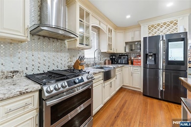 567 E 19th St, Paterson, NJ 07514 - photo 3