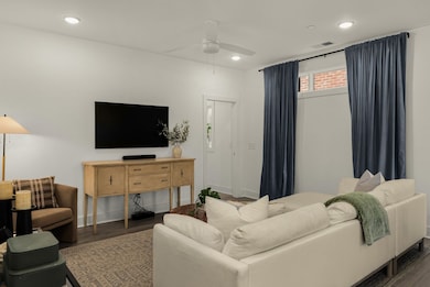 1613 Marshall Hollow Dr unit 302, Nashville, TN 37203 - photo 6