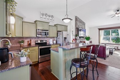 16419 Phoenix Dr, Clive, IA 50325 - photo 7