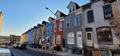 132 Pear St, Reading, PA 19601 - photo 5