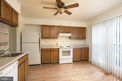 7462 Setting Sun Way, Columbia, MD 21046 - photo 4