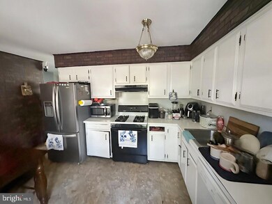 41 Poland St, Ewing, NJ 08638 - photo 7