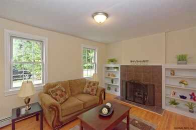 9 Kingston St, Albany, NY 12204 - photo 7
