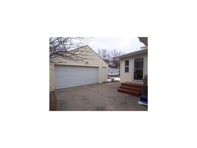 Garage.