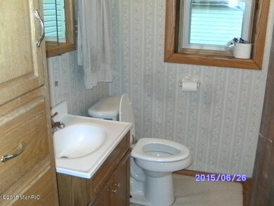 1625 Clarendon Ave, Niles, MI 49120 - photo 5