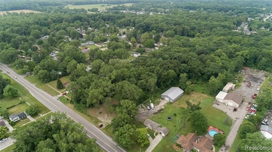 16068 Middlebelt Rd, Romulus, MI 48174 - photo 7