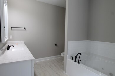 33 8th master bath 3