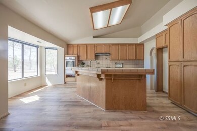 1360 S Lumill St, Ridgecrest, CA 93555 - photo 3