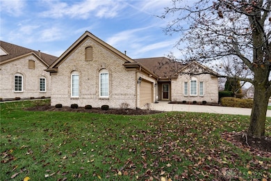 6835 Lorien Woods Dr, Dayton, OH 45459 - photo 3