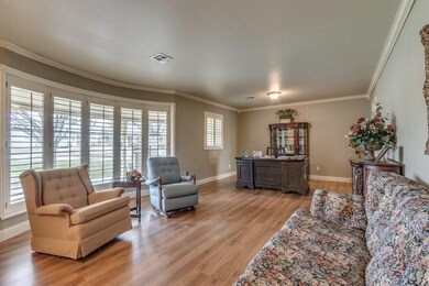 5916 N Harvard Ave, Oklahoma City, OK 73122 - photo 4