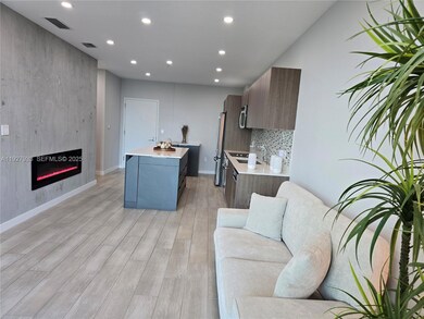 Le Parc at Brickell unit 809, Miami, FL 33129 - photo 2