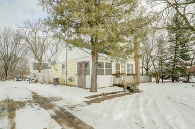 4736 W Rutland Rd, Brooklyn, WI 53521 - photo 2