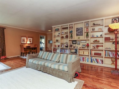 2920 Indian Hill Rd SE, Cedar Rapids, IA 52403 - photo 2