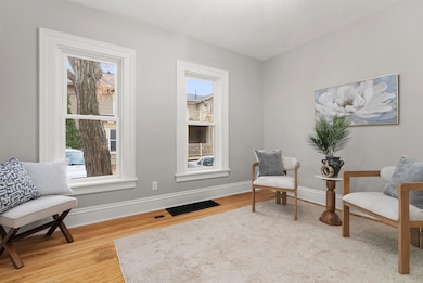 820 Jenifer St, Madison, WI 53703 - photo 5