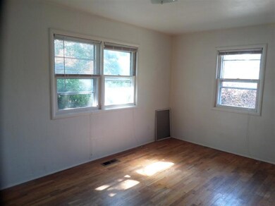 635 Alder St, Central Point, OR 97502 - photo 7