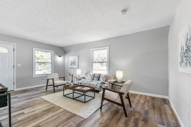 2017 Ferris Rd (Interior)-3