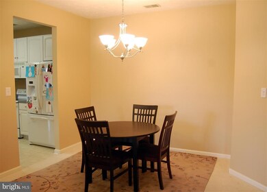 2404 Chestnut Terrace Ct unit 103, Odenton, MD 21113 - photo 3