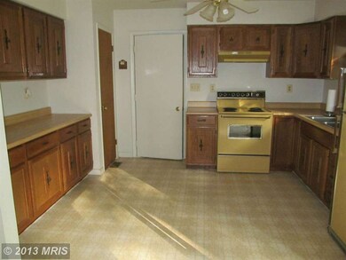 615 Blankner Rd, Sykesville, MD 21784 - photo 5