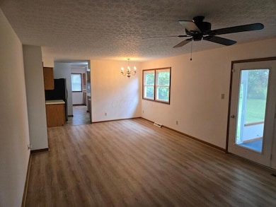 5) 64648-690b5b5551083